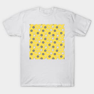 Juicy watermelon and slices (yellow) T-Shirt